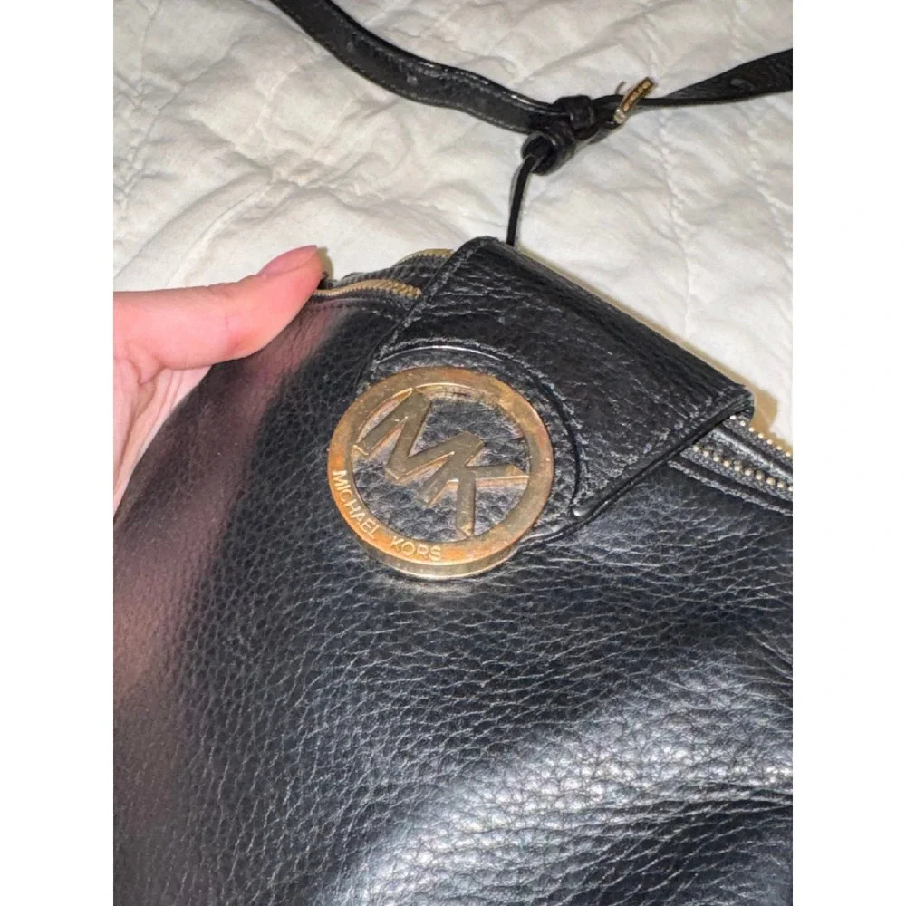 Michael Kors Fulton Crossbody Bag Black Pebbled Leather Gold MK Logo Small Purse